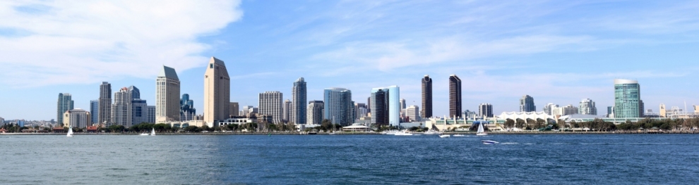 Panorama von Downtown San Diego Skyline (GKSD / stock.adobe.com)  lizenziertes Stockfoto 
Infos zur Lizenz unter 'Bildquellennachweis'